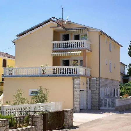 Apartment 4172a