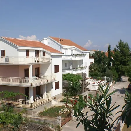 Apartment 4172a